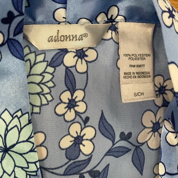 ADONNA Blue Floral Robe - Picture 3 of 11